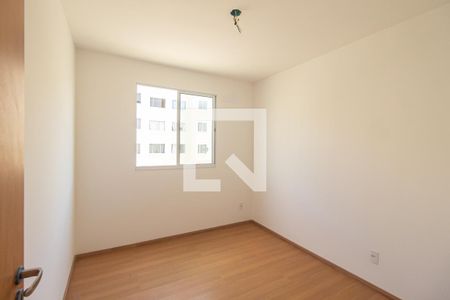 Quarto 1 de apartamento para alugar com 2 quartos, 45m² em Campo Grande, Rio de Janeiro
