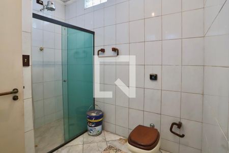 Casa à venda com 300m², 6 quartos e 2 vagas Casa à venda com 300m², 6 quartos e 2 vagasBanheiro Quarto 6
