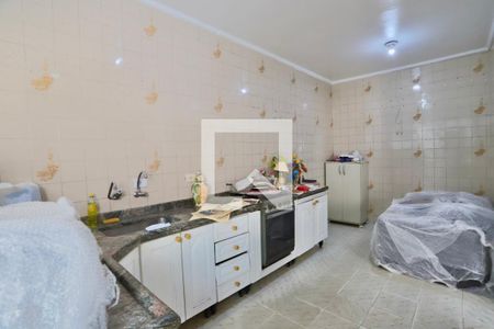 Casa à venda com 300m², 6 quartos e 2 vagas Casa à venda com 300m², 6 quartos e 2 vagasCozinha Casa 2