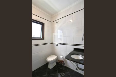 Casa à venda com 300m², 6 quartos e 2 vagas Casa à venda com 300m², 6 quartos e 2 vagasBanheiro do Quarto 3