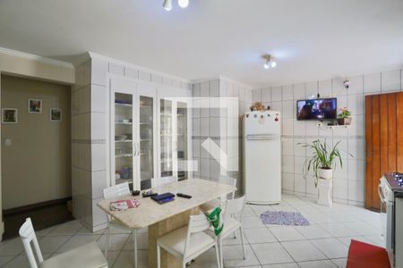 Casa à venda com 300m², 6 quartos e 2 vagas Casa à venda com 300m², 6 quartos e 2 vagasCozinha