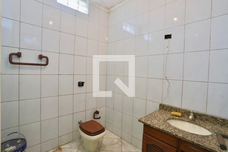 Casa à venda com 300m², 6 quartos e 2 vagas Casa à venda com 300m², 6 quartos e 2 vagasBanheiro Quarto 6