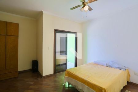 Casa à venda com 300m², 6 quartos e 2 vagas Casa à venda com 300m², 6 quartos e 2 vagasQuarto 3