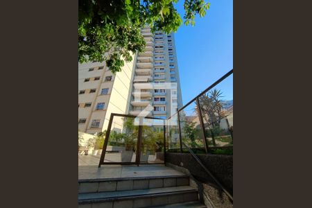 Apartamento à venda com 114m², 3 quartos e 1 vagaFachada