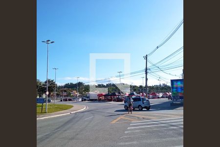 Apartamento à venda com 72m², 2 quartos e 1 vaga Apartamento à venda com 72m², 2 quartos e 1 vagaFeira