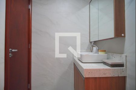 Apartamento à venda com 122m², 3 quartos e 1 vaga Apartamento à venda com 122m², 3 quartos e 1 vagaBanheiro da Suíte