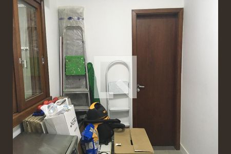 Apartamento à venda com 122m², 3 quartos e 1 vaga Apartamento à venda com 122m², 3 quartos e 1 vagaQuarto de Serviço