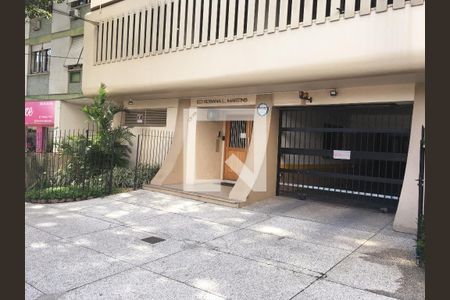 Apartamento à venda com 122m², 3 quartos e 1 vaga Apartamento à venda com 122m², 3 quartos e 1 vagaFachada