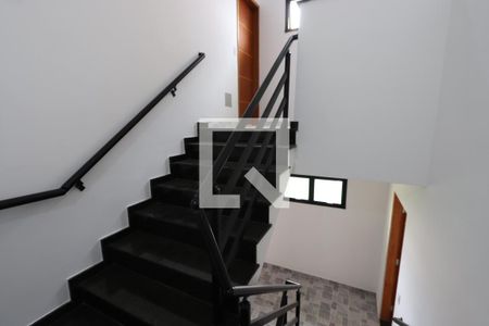 Apartamento à venda com 45m², 2 quartos e sem vagaEscada