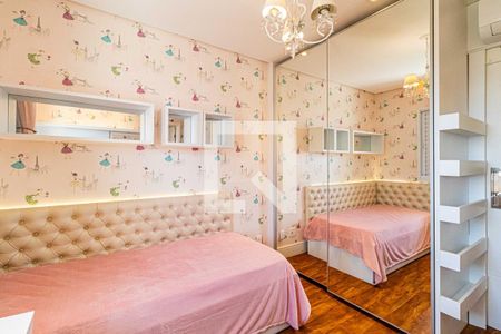 Apartamento à venda com 171m², 3 quartos e 3 vagas Apartamento à venda com 171m², 3 quartos e 3 vagasSuite 02