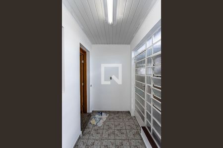 Hall de entrada de casa para alugar com 2 quartos, 150m² em Freguesia do Ó, São Paulo