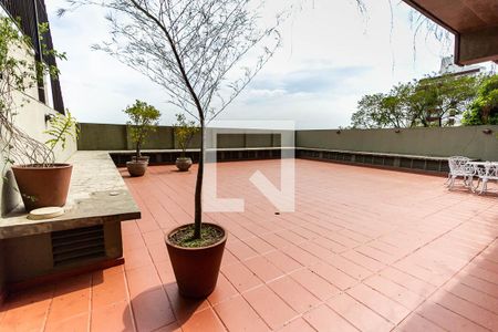 Apartamento à venda com 119m², 3 quartos e 1 vaga Apartamento à venda com 119m², 3 quartos e 1 vagaÁrea comum