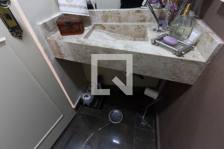 Apartamento à venda com 119m², 3 quartos e 1 vaga Apartamento à venda com 119m², 3 quartos e 1 vagaLavabo