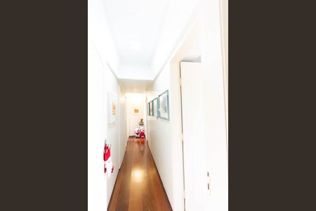 Apartamento à venda com 119m², 3 quartos e 1 vaga Apartamento à venda com 119m², 3 quartos e 1 vagaCorredor