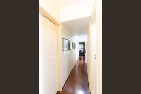 Apartamento à venda com 119m², 3 quartos e 1 vaga Apartamento à venda com 119m², 3 quartos e 1 vagaCorredor