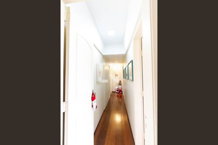 Apartamento à venda com 119m², 3 quartos e 1 vaga Apartamento à venda com 119m², 3 quartos e 1 vagaCorredor