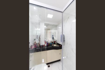 Apartamento à venda com 119m², 3 quartos e 1 vaga Apartamento à venda com 119m², 3 quartos e 1 vagaBanheiro