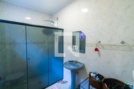 Casa à venda com 200m², 3 quartos e 3 vagas Casa à venda com 200m², 3 quartos e 3 vagasBanheiro