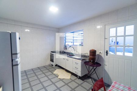 Casa à venda com 200m², 3 quartos e 3 vagas Casa à venda com 200m², 3 quartos e 3 vagasCozinha