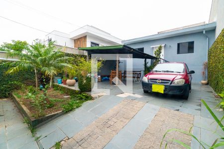 Casa à venda com 200m², 3 quartos e 3 vagas Casa à venda com 200m², 3 quartos e 3 vagasGaragem