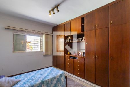 Casa à venda com 500m², 3 quartos e 6 vagas Casa à venda com 500m², 3 quartos e 6 vagasQuarto da suíte 2