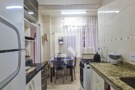 Apartamento à venda com 65m², 2 quartos e 2 vagas Apartamento à venda com 65m², 2 quartos e 2 vagasCozinha