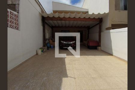 Casa à venda com 144m², 3 quartos e 4 vagasGaragem