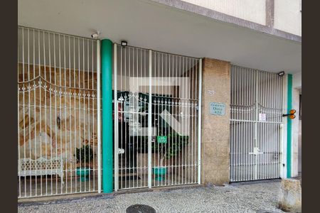 Apartamento à venda com 30m², 1 quarto e sem vaga Apartamento à venda com 30m², 1 quarto e sem vagaFachada e portaria