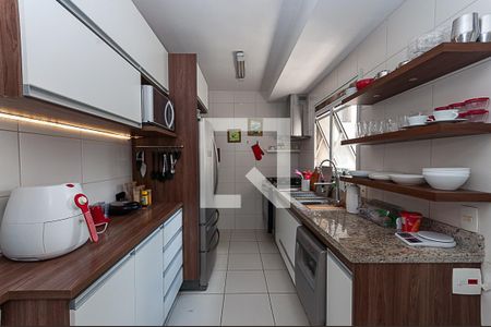 Apartamento à venda com 128m², 4 quartos e 2 vagasCozinha