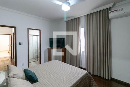 Casa à venda com 195m², 4 quartos e 3 vagas Casa à venda com 195m², 4 quartos e 3 vagasQuarto Suíte