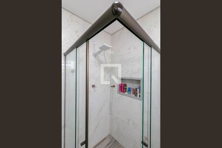 Casa à venda com 195m², 4 quartos e 3 vagas Casa à venda com 195m², 4 quartos e 3 vagasBanheiro da Suíte