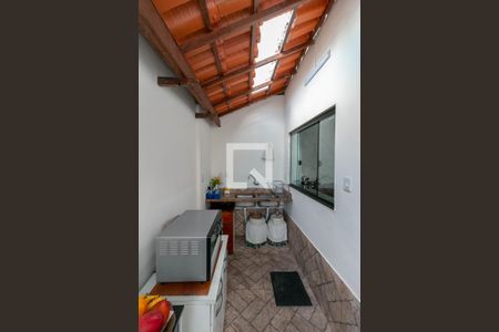 Casa à venda com 195m², 4 quartos e 3 vagas Casa à venda com 195m², 4 quartos e 3 vagasCozinha