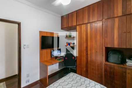 Casa à venda com 195m², 4 quartos e 3 vagas Casa à venda com 195m², 4 quartos e 3 vagasQuarto 2