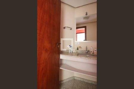 Lavabo de apartamento para alugar com 3 quartos, 150m² em Baeta Neves, São Bernardo do Campo