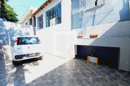 Casa à venda com 160m², 4 quartos e 2 vagas Casa à venda com 160m², 4 quartos e 2 vagasGaragem