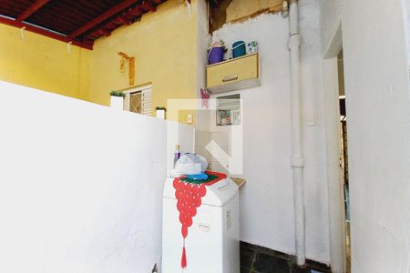 Casa à venda com 160m², 4 quartos e 2 vagas Casa à venda com 160m², 4 quartos e 2 vagasÁrea de Serviço