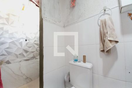 Casa à venda com 160m², 4 quartos e 2 vagas Casa à venda com 160m², 4 quartos e 2 vagasBanheiro