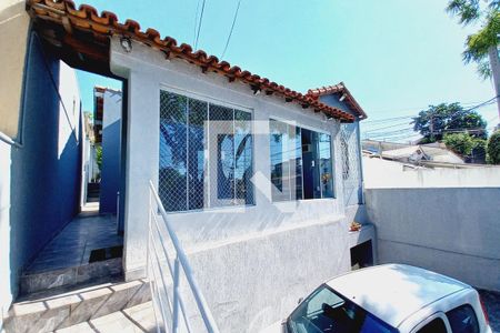 Casa à venda com 160m², 4 quartos e 2 vagas Casa à venda com 160m², 4 quartos e 2 vagasFachada do Prédio