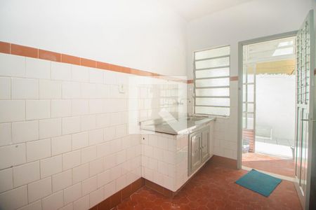 Apartamento à venda com 58m², 1 quarto e sem vaga Apartamento à venda com 58m², 1 quarto e sem vagaCozinha e Área de Serviço