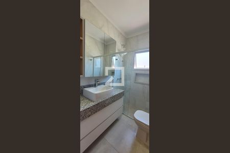 Casa de condomínio à venda com 105m², 3 quartos e 2 vagasBanheiro da Suíte 1