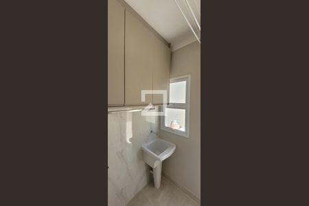 Casa de condomínio à venda com 105m², 3 quartos e 2 vagasÁrea de Serviço