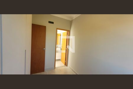 Casa de condomínio à venda com 105m², 3 quartos e 2 vagasQuarto Suíte 3