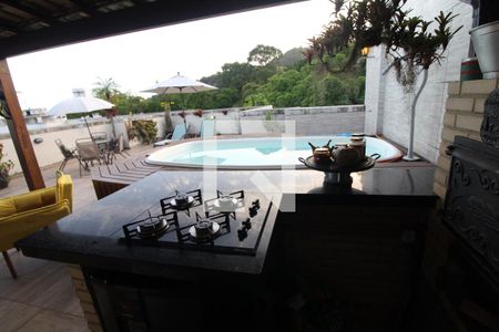 Apartamento para alugar com 224m², 4 quartos e 2 vagas Apartamento para alugar com 224m², 4 quartos e 2 vagasChurrasqueira