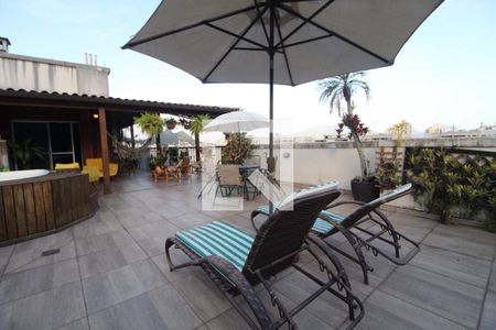 Apartamento para alugar com 224m², 4 quartos e 2 vagas Apartamento para alugar com 224m², 4 quartos e 2 vagasTerraço