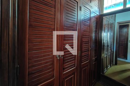 Casa à venda com 255m², 4 quartos e 3 vagasCloset da suíte 