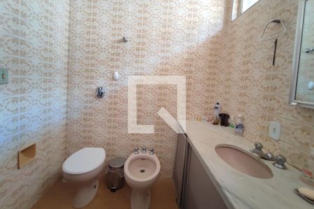 Casa à venda com 255m², 4 quartos e 3 vagasBanheiro Social