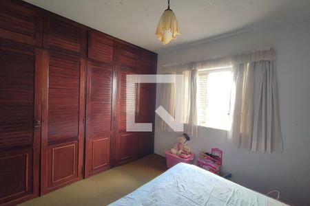 Casa à venda com 255m², 4 quartos e 3 vagasQuarto 3