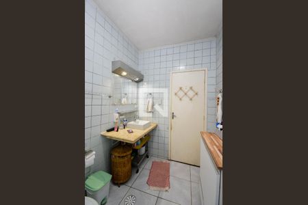 Casa à venda com 1025m², 4 quartos e 2 vagas Casa à venda com 1025m², 4 quartos e 2 vagasBanheiro Social 2