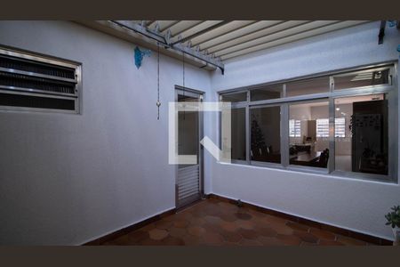 Casa à venda com 480m², 4 quartos e 4 vagas Casa à venda com 480m², 4 quartos e 4 vagasJardim de inverno