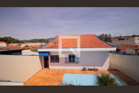 Casa à venda com 480m², 4 quartos e 4 vagas Casa à venda com 480m², 4 quartos e 4 vagasVista da Edicula